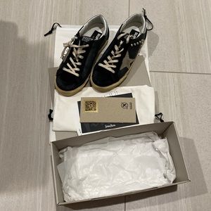 Golden Goose super-star leather upper suede.